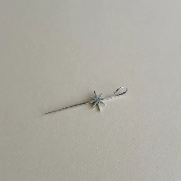 Star Ear Cuff #2269 - Picture 3 of 4